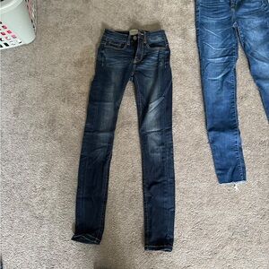 Classic Indigo Women's Skinny Jeans